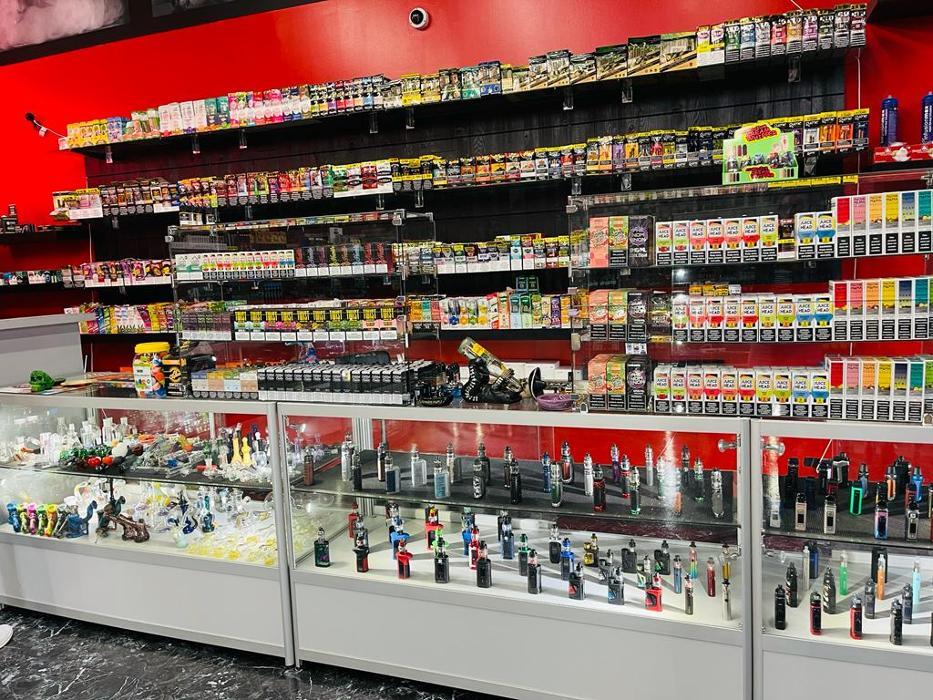 elfbar nachfüll pod läuft aus Vaporizer Store and Tobacco Shop in Houston, 77079 | Vape City