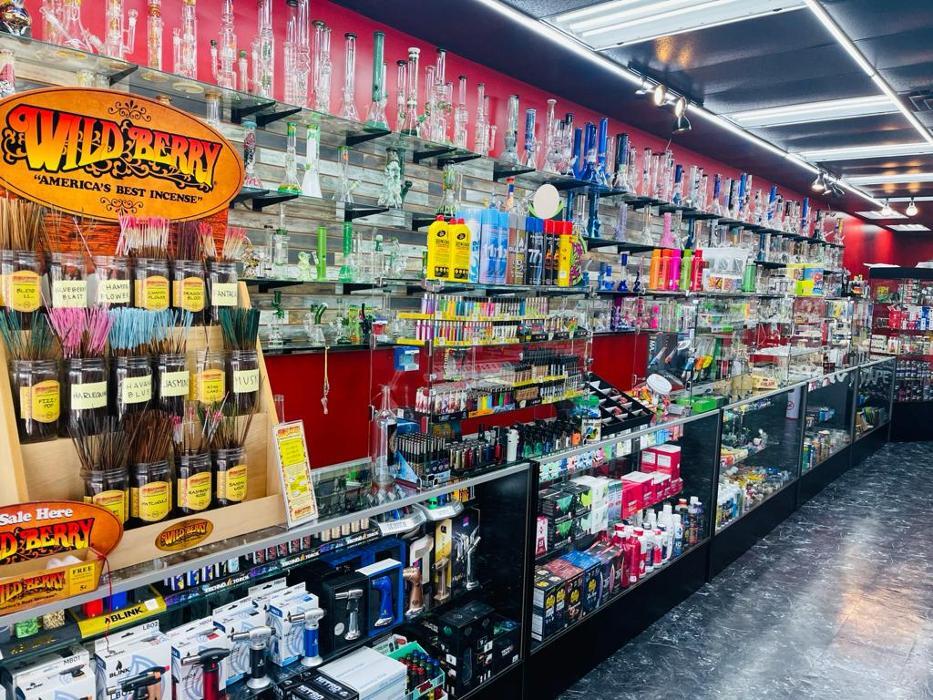 elfbar nachfüll pod läuft aus Vaporizer Store and Tobacco Shop in Cypress, 77433 | Vape City