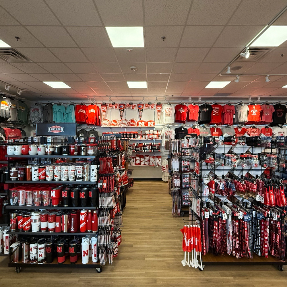 Rally House Nebraska Crossing INTERIOR