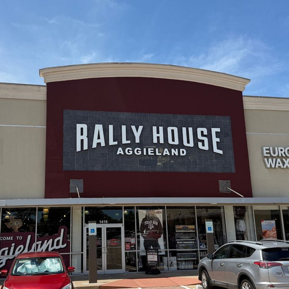 Rally House Texas Avenue Crossing EXTERIOR