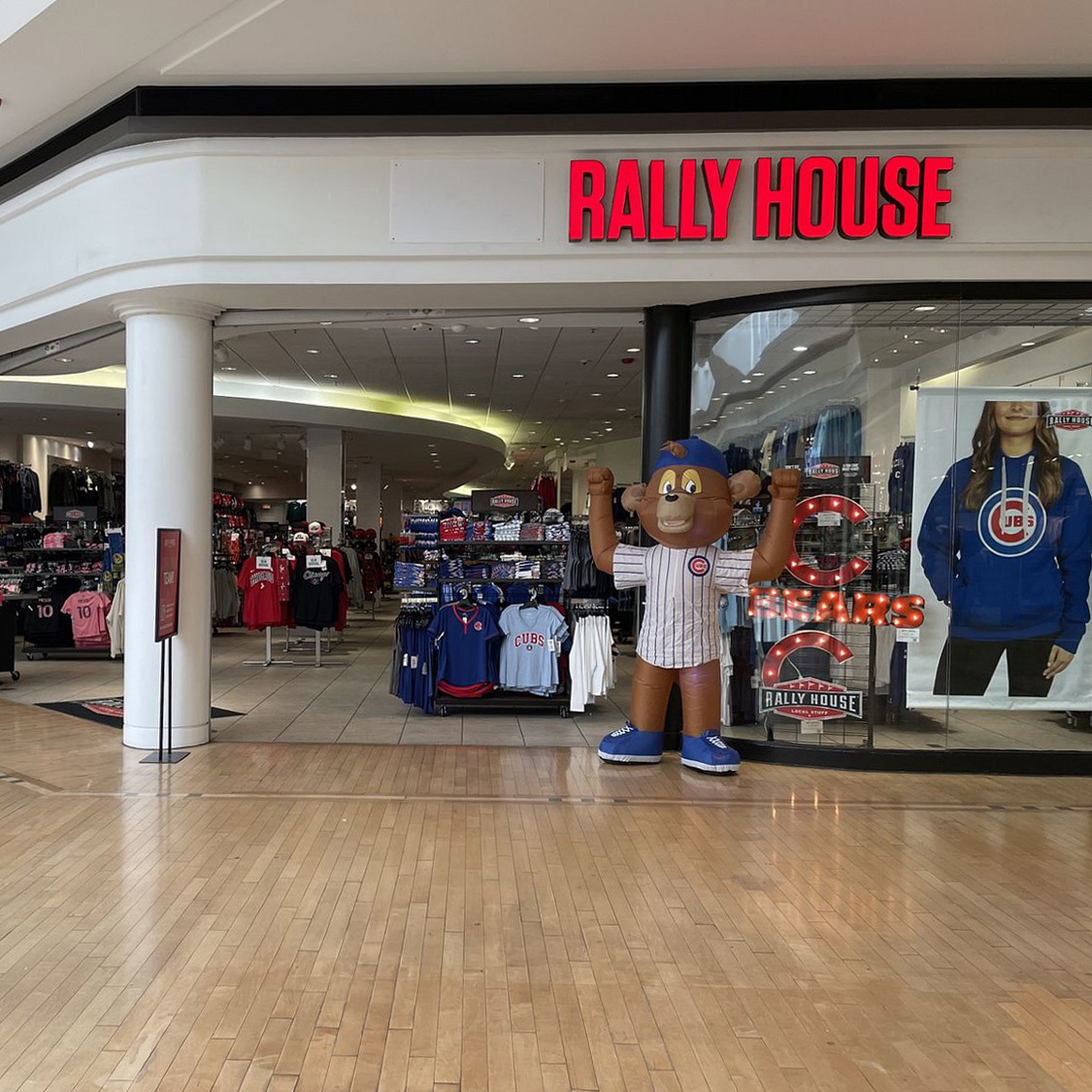 Rally House Fox Valley Mall EXTERIOR