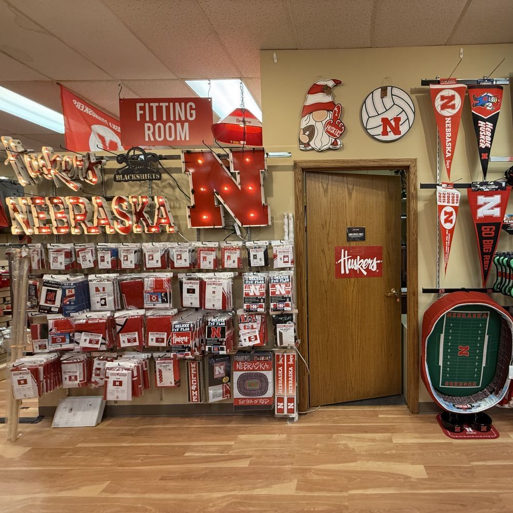 Best of Big Red - Rally House Clocktower Shopping Center INTERIOR