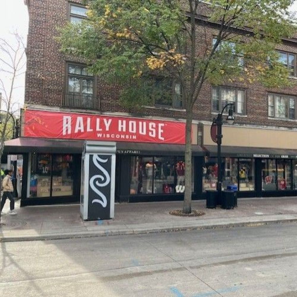 Rally House Madison State Street EXTERIOR