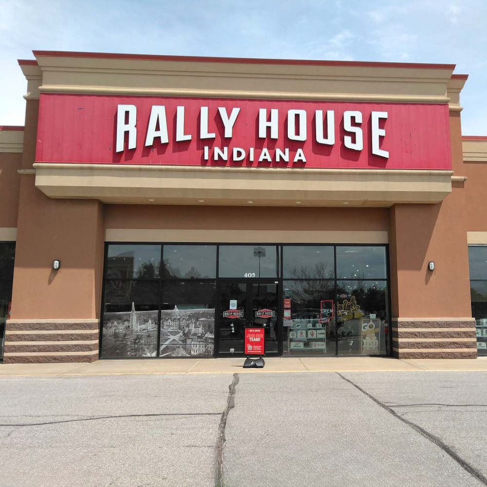 Rally House University Crossings EXTERIOR