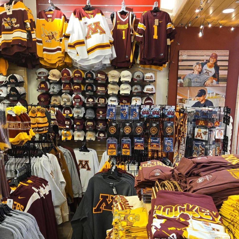 Rally House MOA West INTERIOR