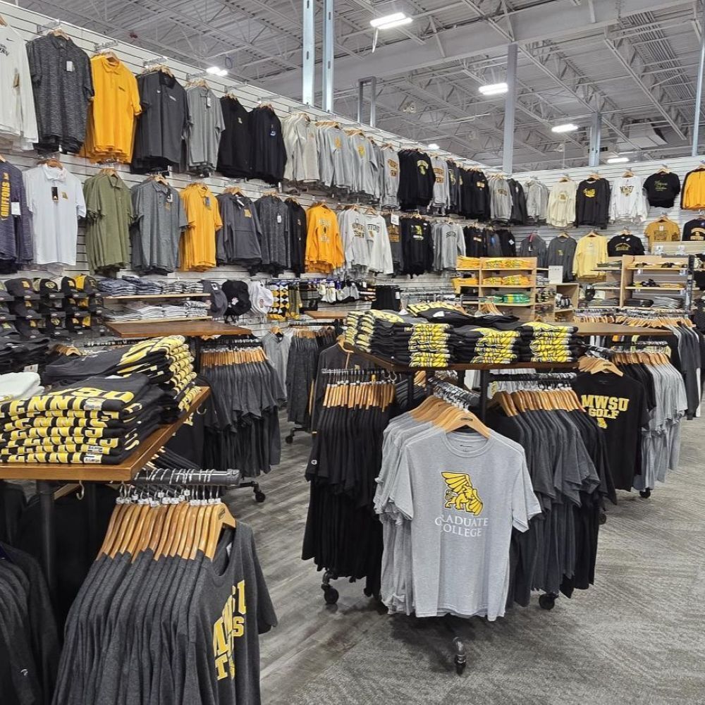 Rally House St. Joseph (Shoppes at North Village) INTERIOR