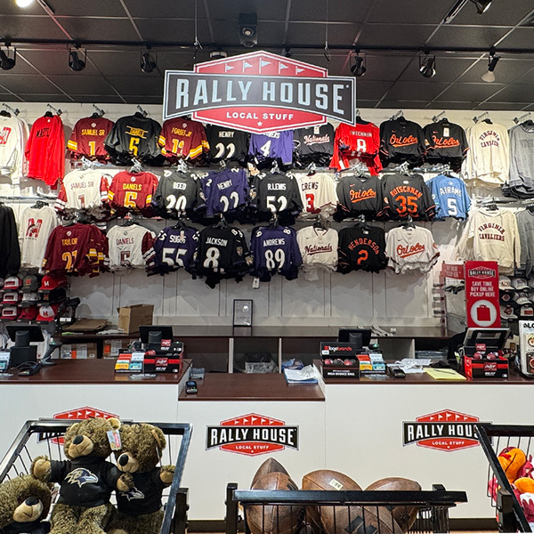 Rally House Clarksburg Premium Outlets INTERIOR