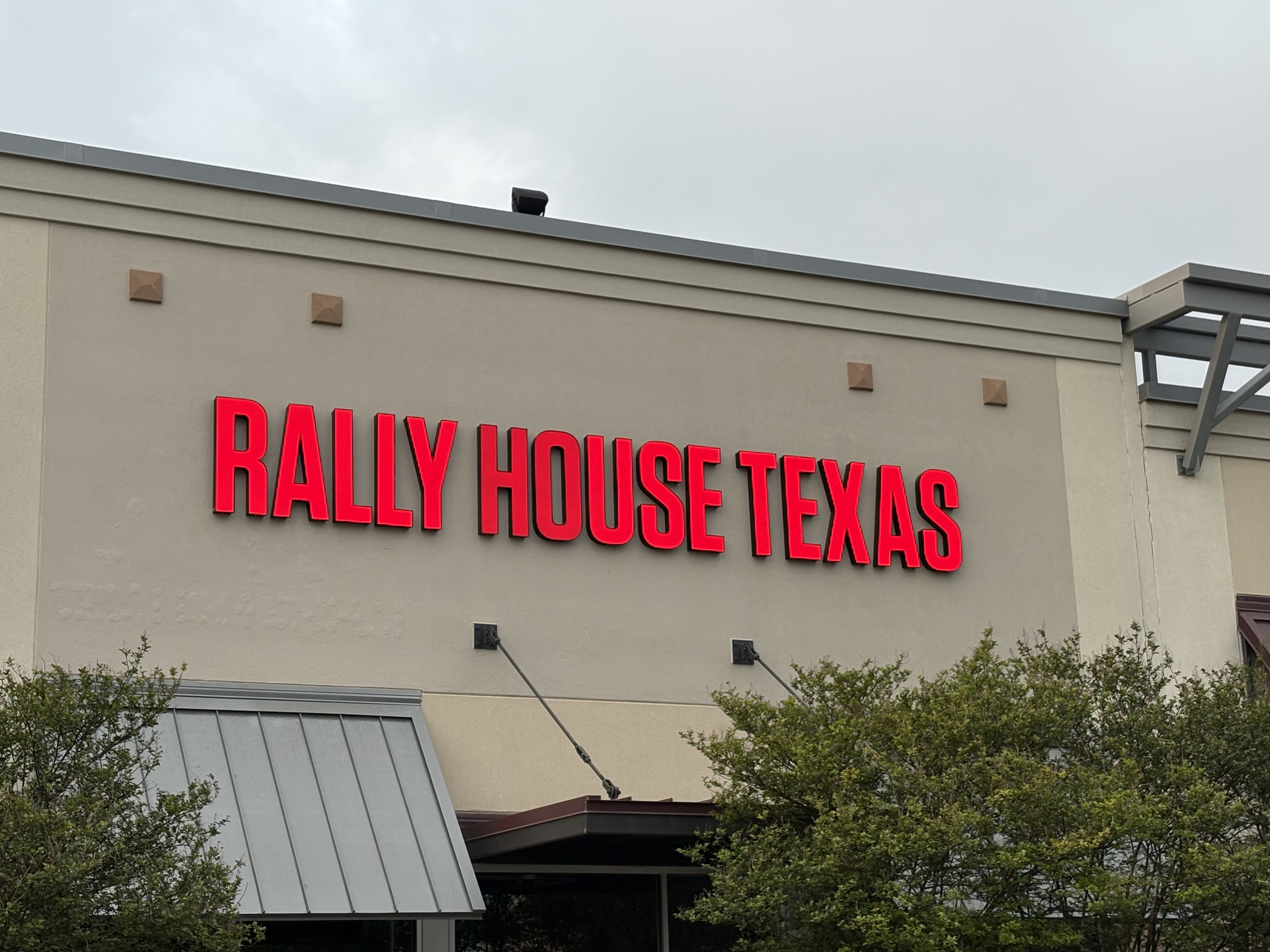 Rally House Wolf Ranch EXTERIOR