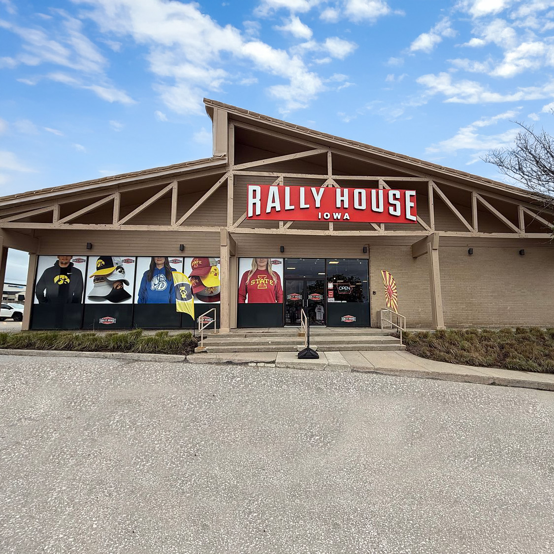 Rally House Clive EXTERIOR