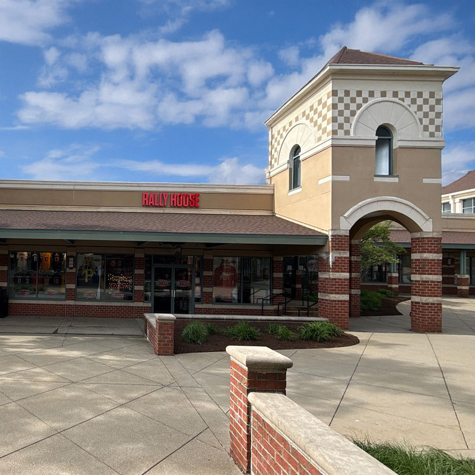 Rally House Grove City Premium Outlets EXTERIOR