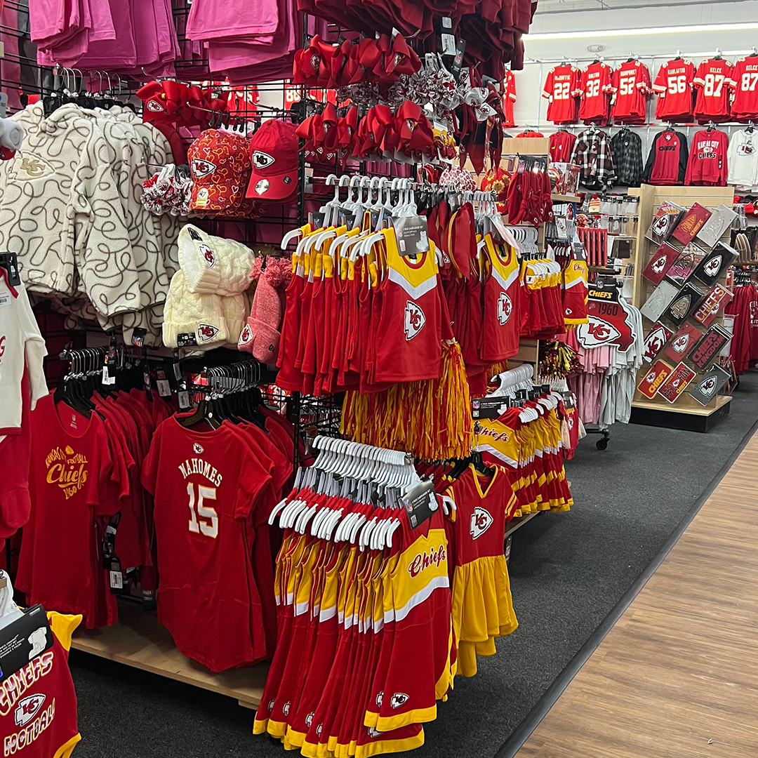 Kansas Sampler/Rally House Mission INTERIOR