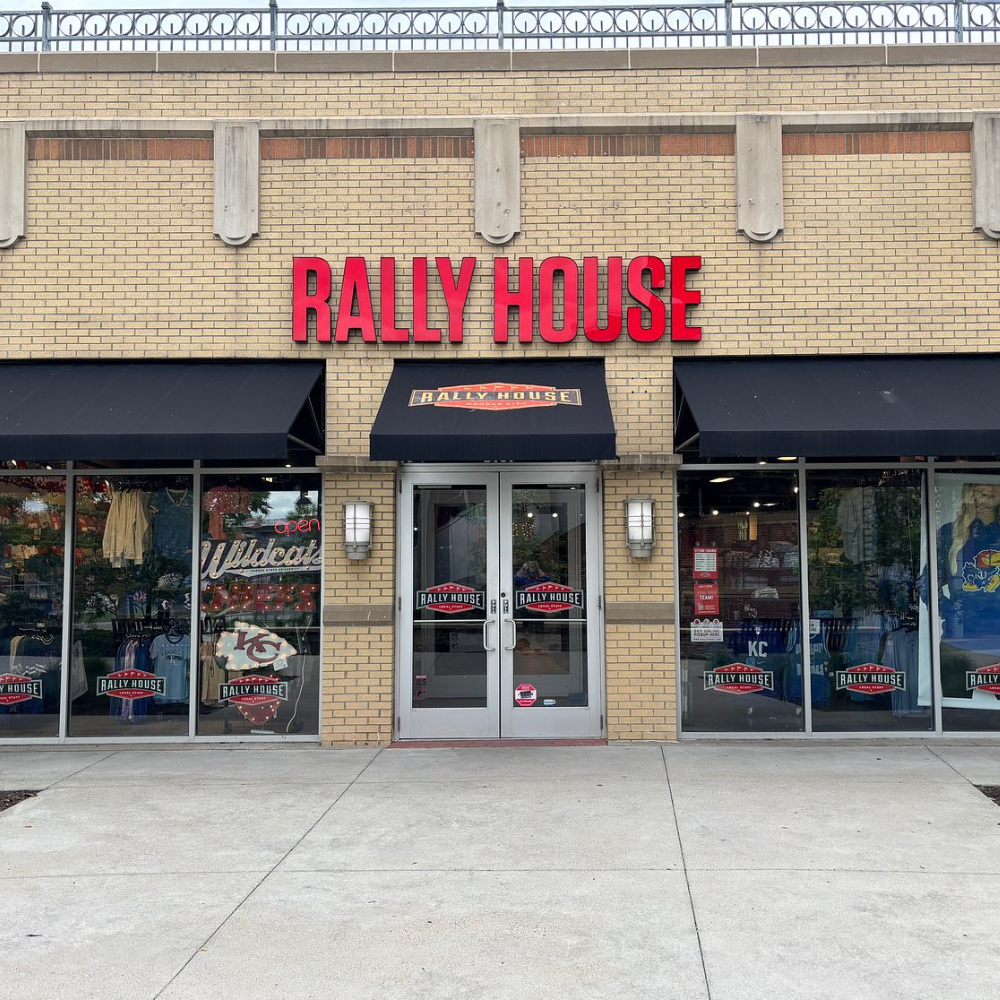 Rally House Legends EXTERIOR