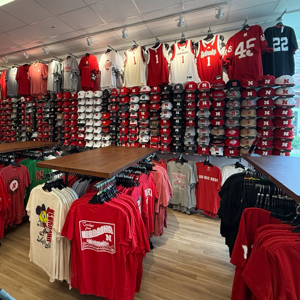 Rally House Nebraska Crossing INTERIOR