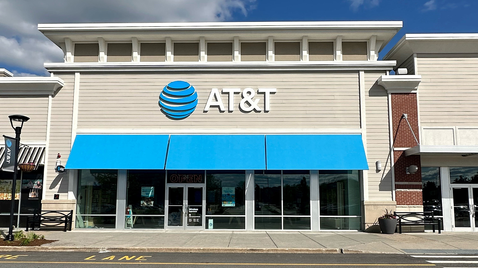 Cell Phone Store in Hudson | iPhones, Samsung Phones, Prepaid Phones ...