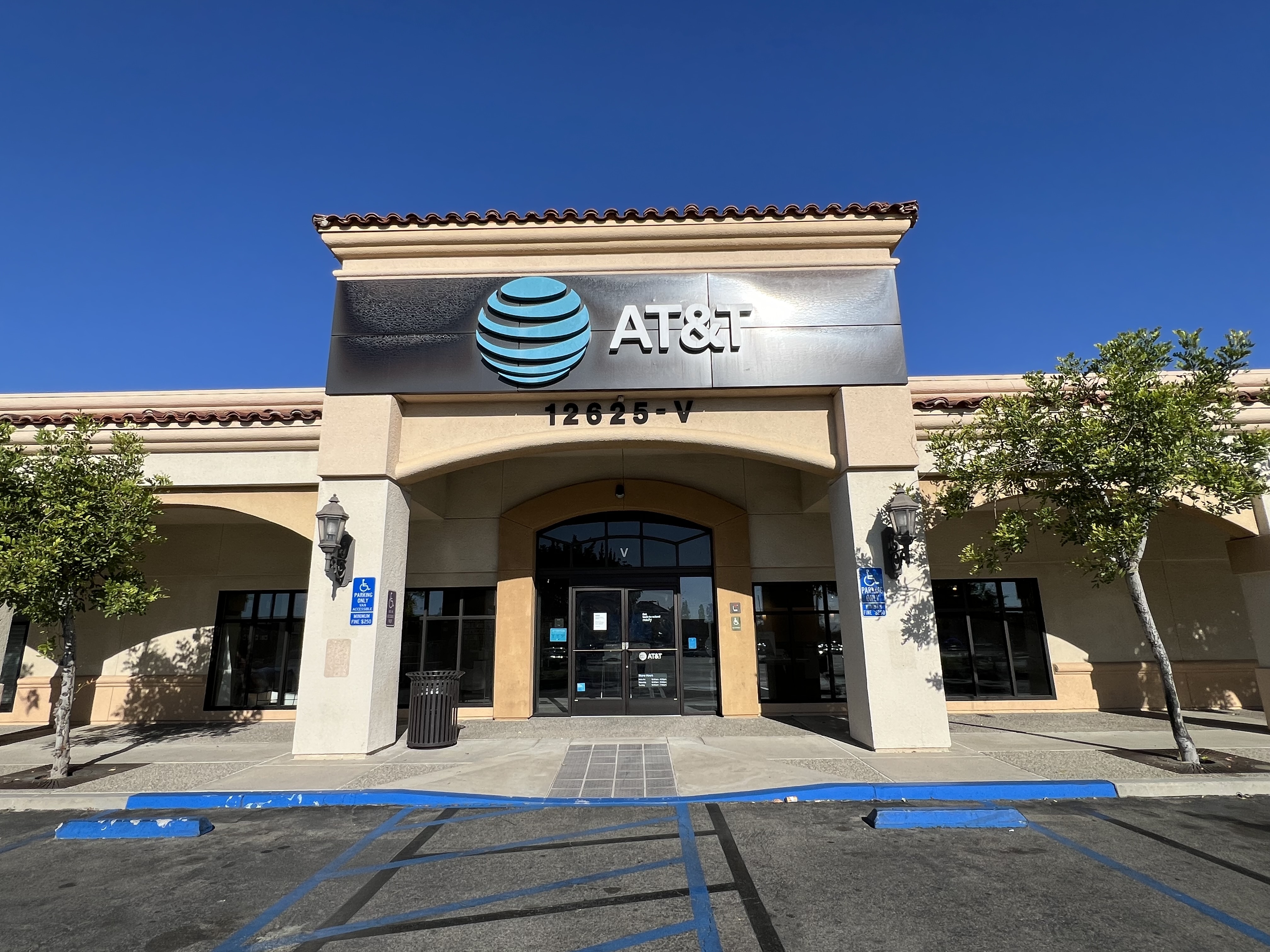 Cell Phone Store in Moreno Valley | iPhones, Samsung Phones, Prepaid ...