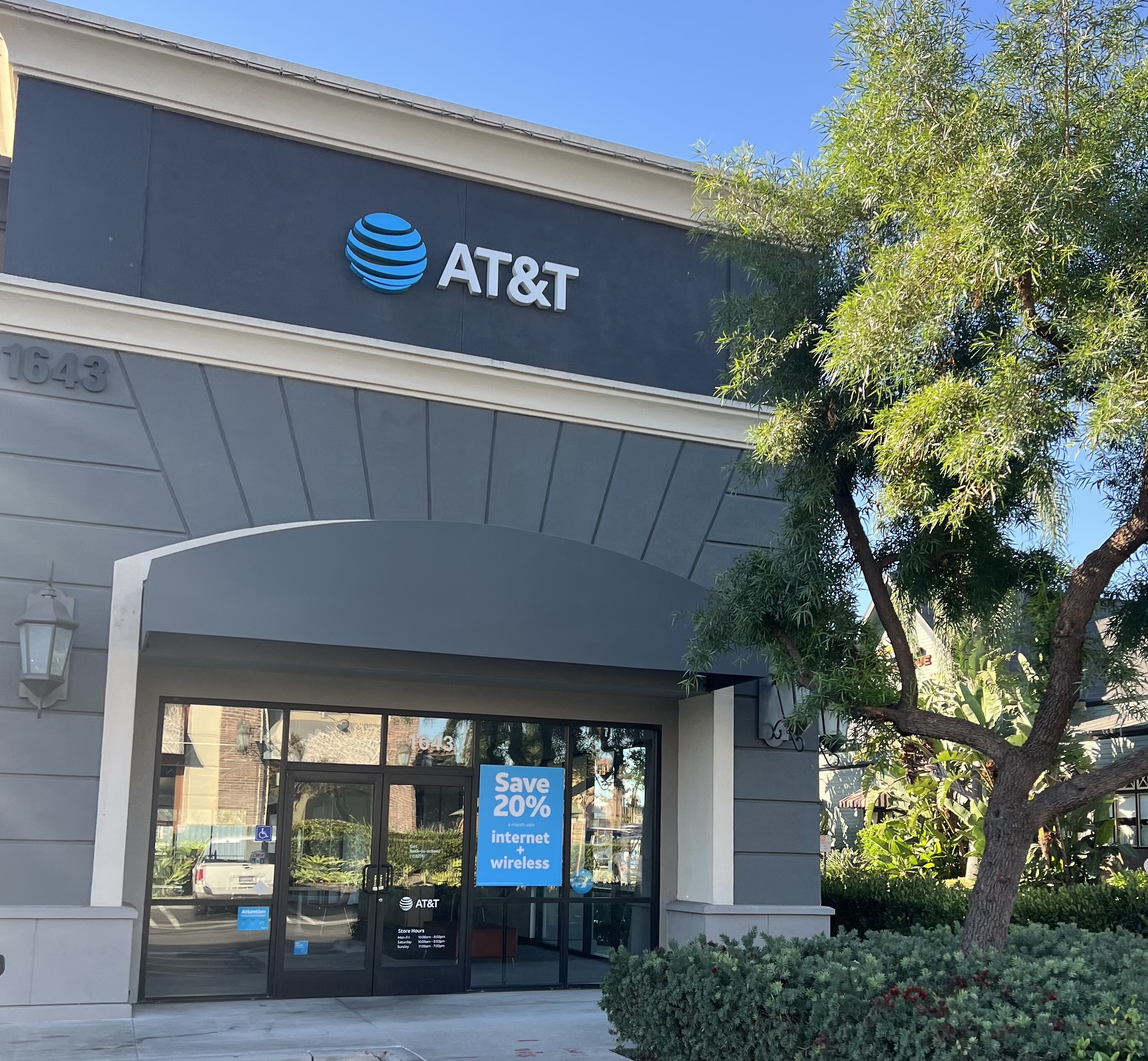 Cell Phone Store in Brea | iPhones, Samsung Phones, Prepaid Phones | AT ...