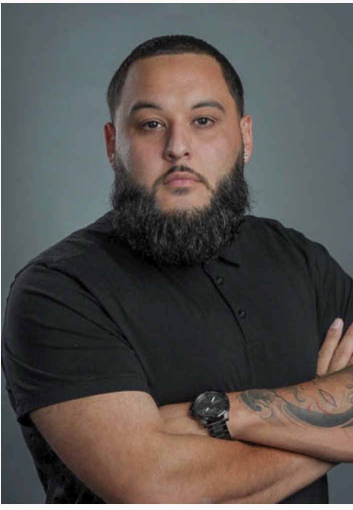 manager photo