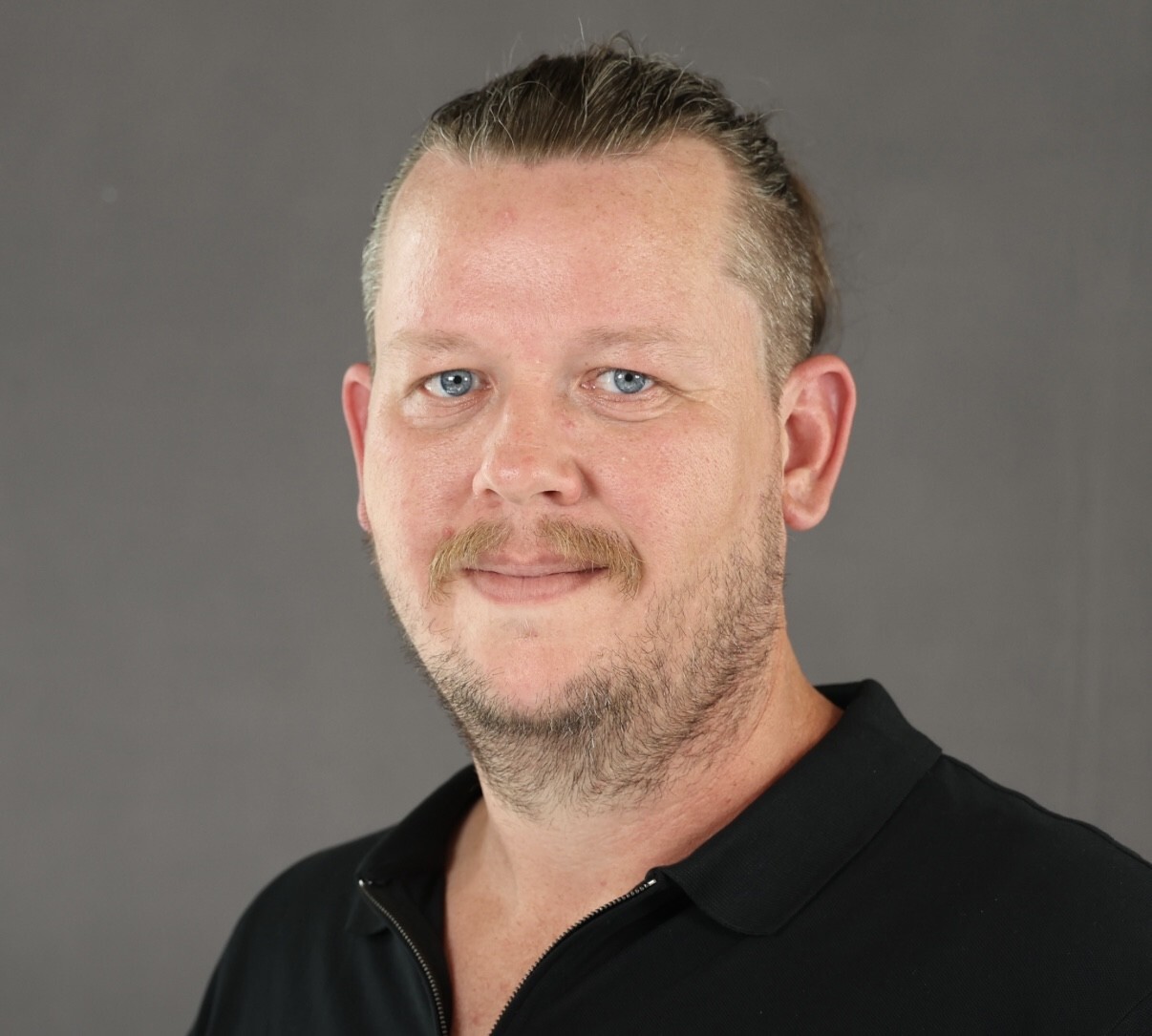 manager photo
