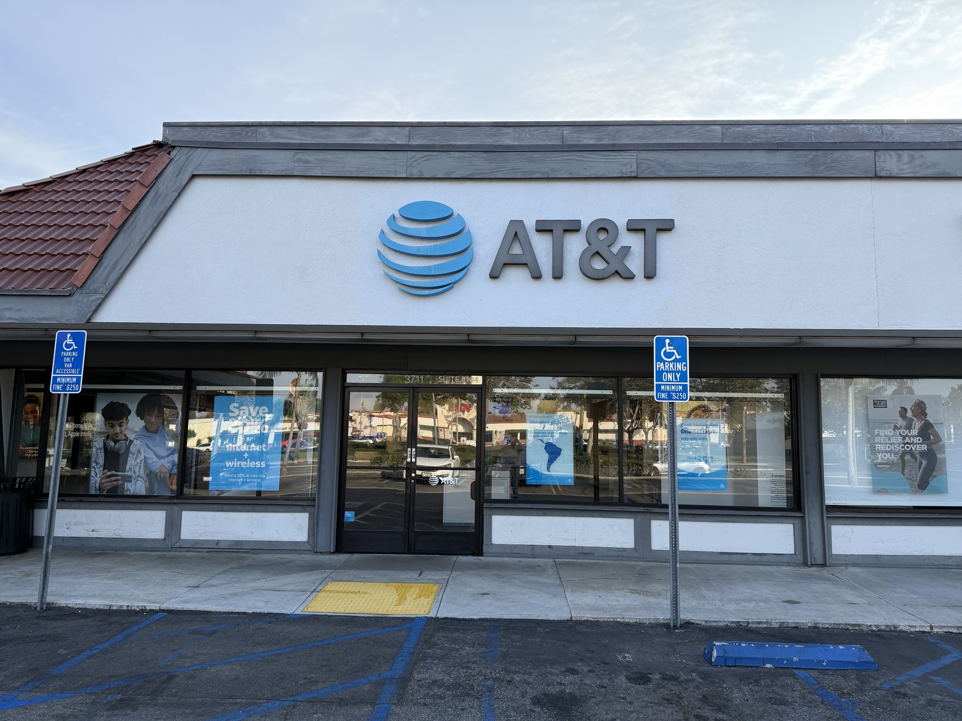 Cell Phone Store in Santa Ana | iPhones, Samsung Phones, Prepaid Phones ...