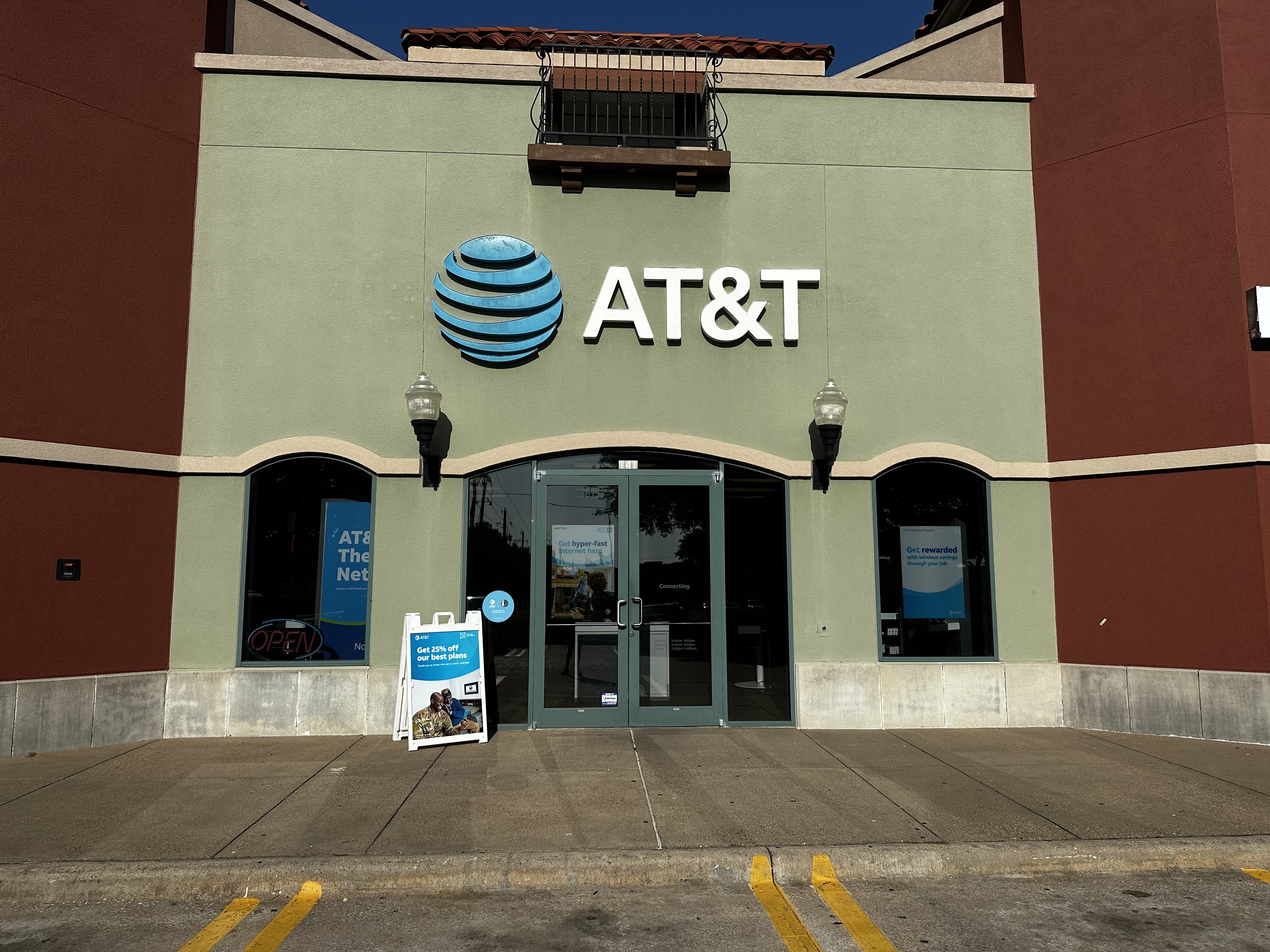 Cell Phone Store in Richardson | iPhones, Samsung Phones, Prepaid ...