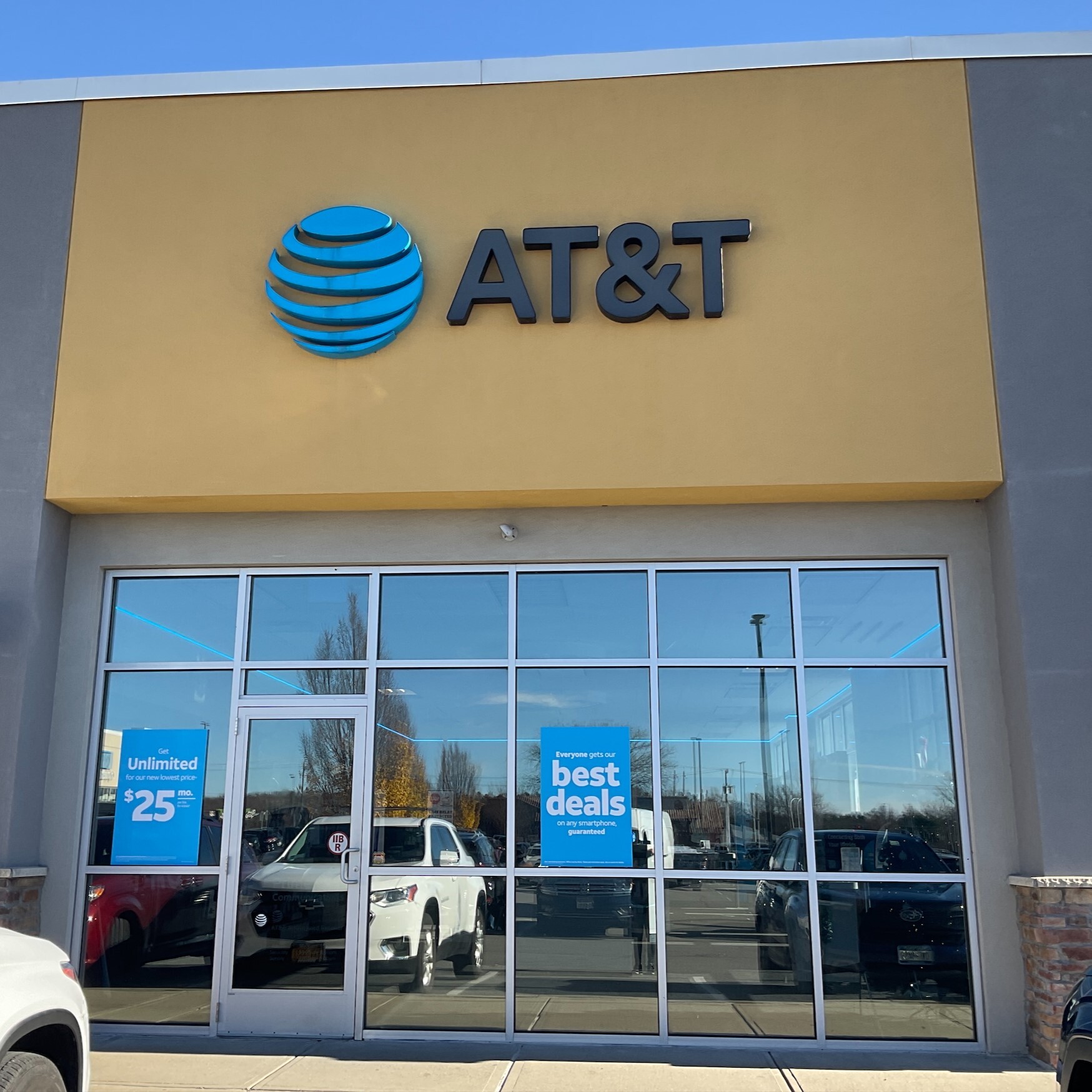 Cell Phone Store in Clifton Park | iPhones, Samsung Phones, Prepaid ...