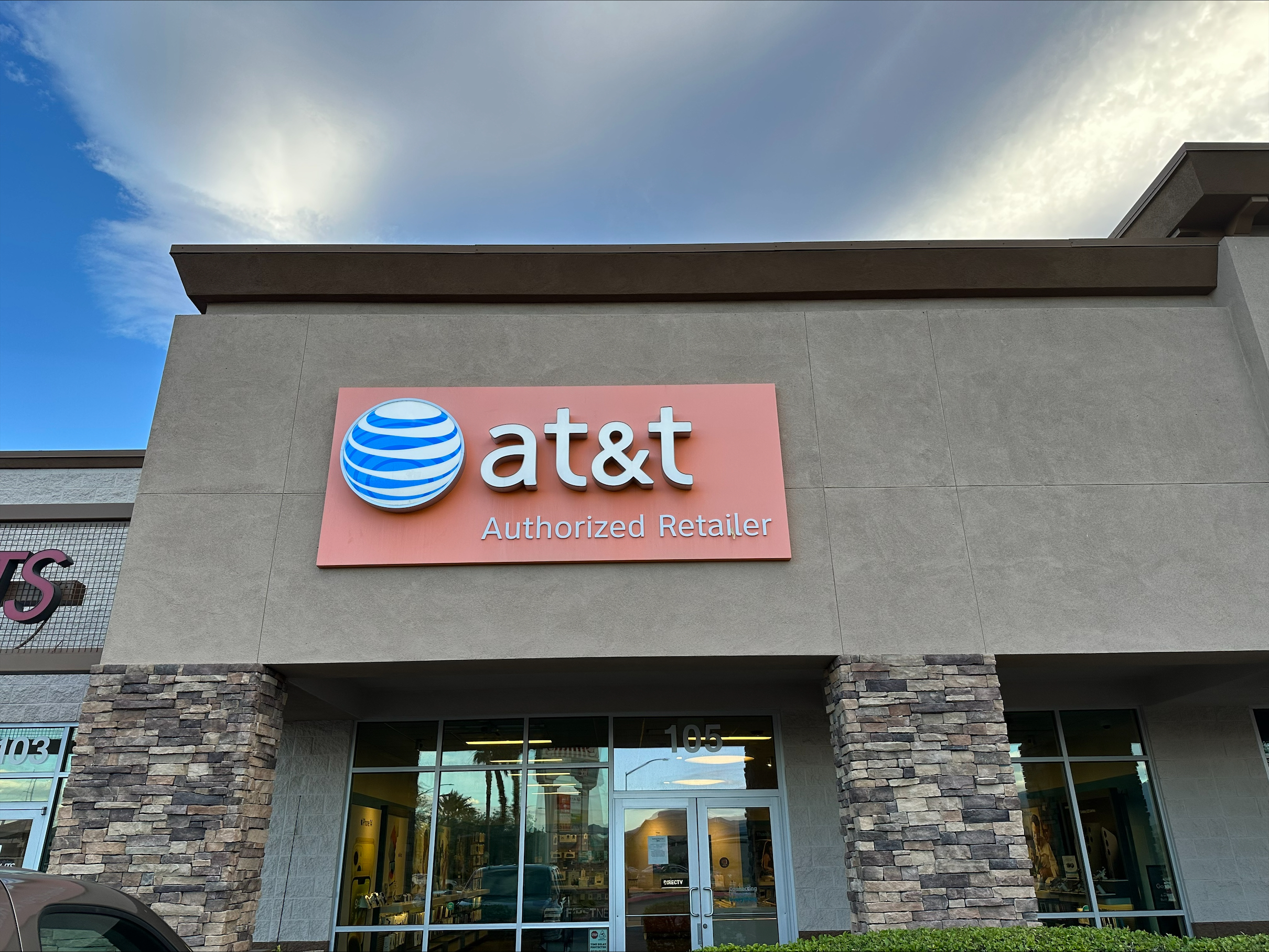 Cell Phone Store in North Las Vegas | iPhones, Samsung Phones, Prepaid ...