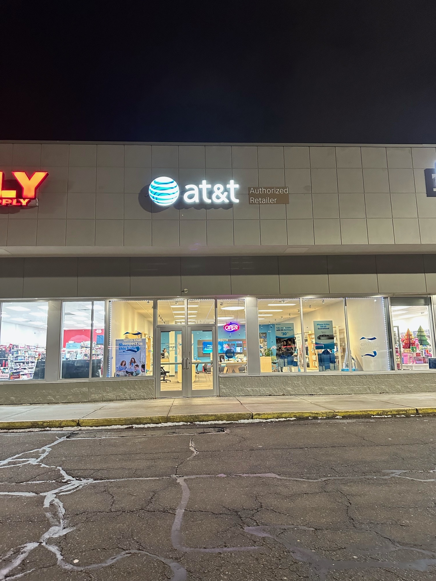 Cell Phone Store in Marshfield | iPhones, Samsung Phones, Prepaid ...