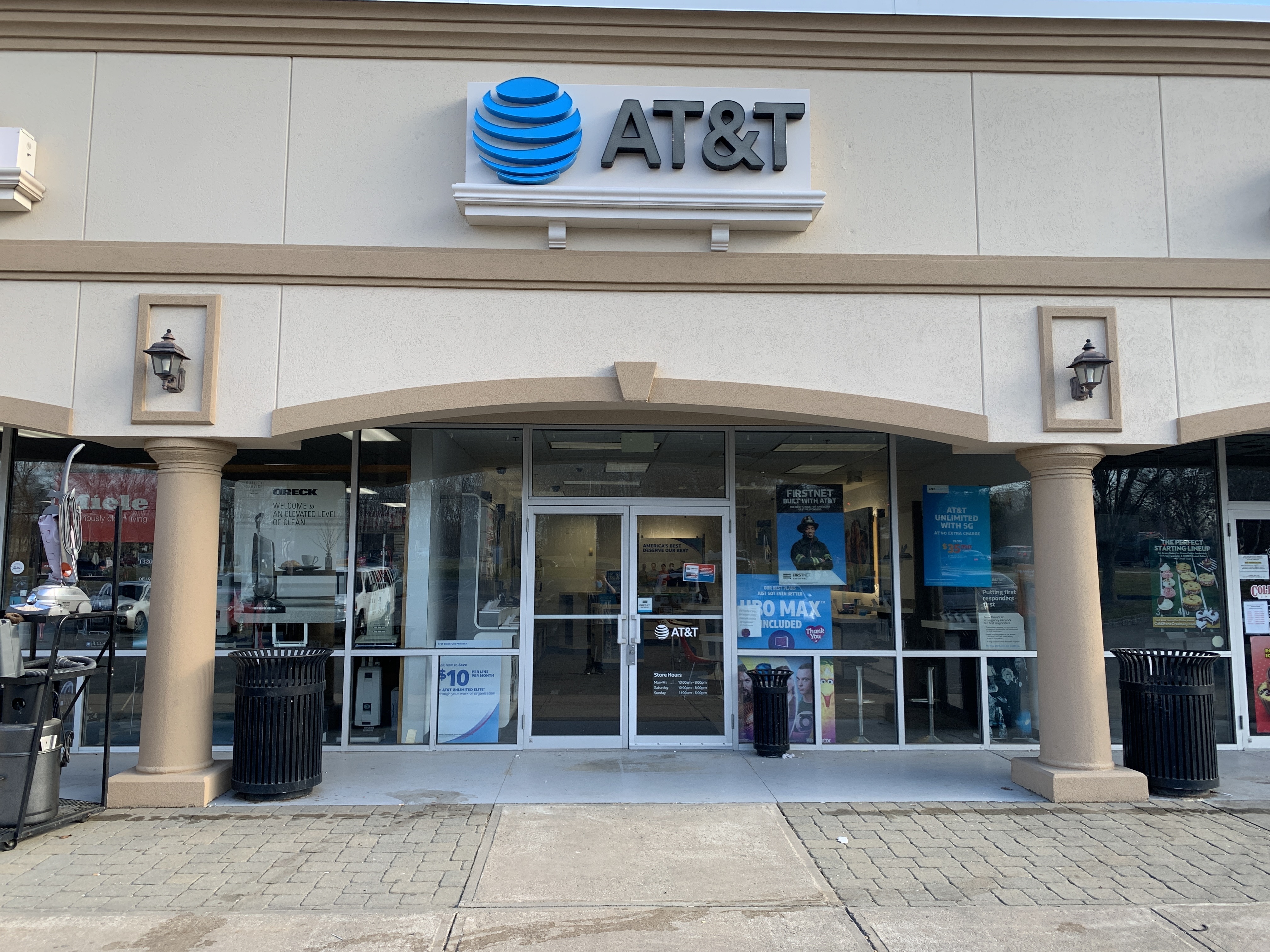Cell Phone Store in Clinton | iPhones, Samsung Phones, Prepaid Phones ...