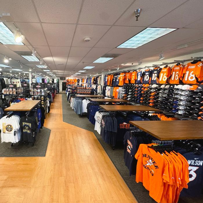 Rally House Outlets at Castle Rock INTERIOR