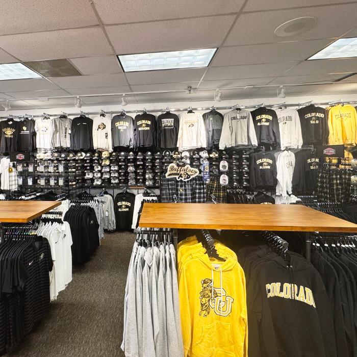 Rally House Outlets at Castle Rock INTERIOR