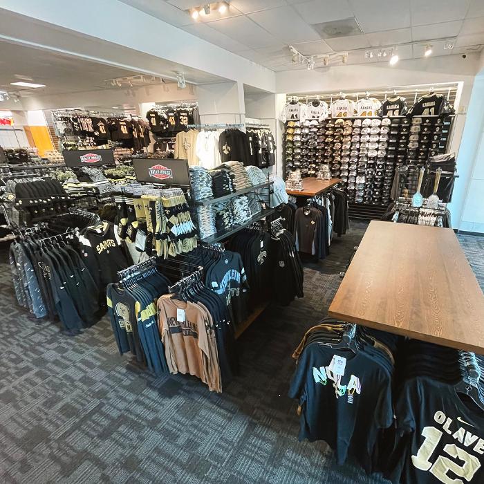 Rally House Prien Lake Mall INTERIOR
