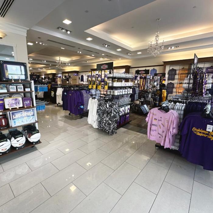 Rally House Mall of Louisiana INTERIOR