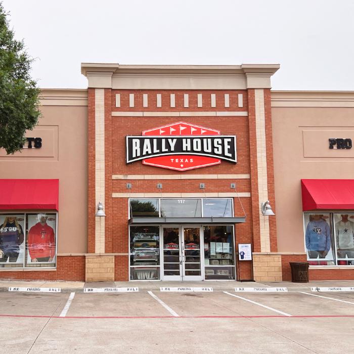 Rally House Arlington EXTERIOR