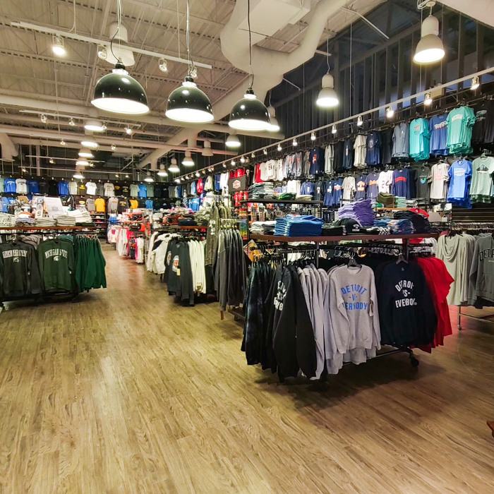 Rally House Great Lakes Crossing Outlets INTERIOR