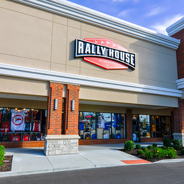 Rally House Des Peres EXTERIOR