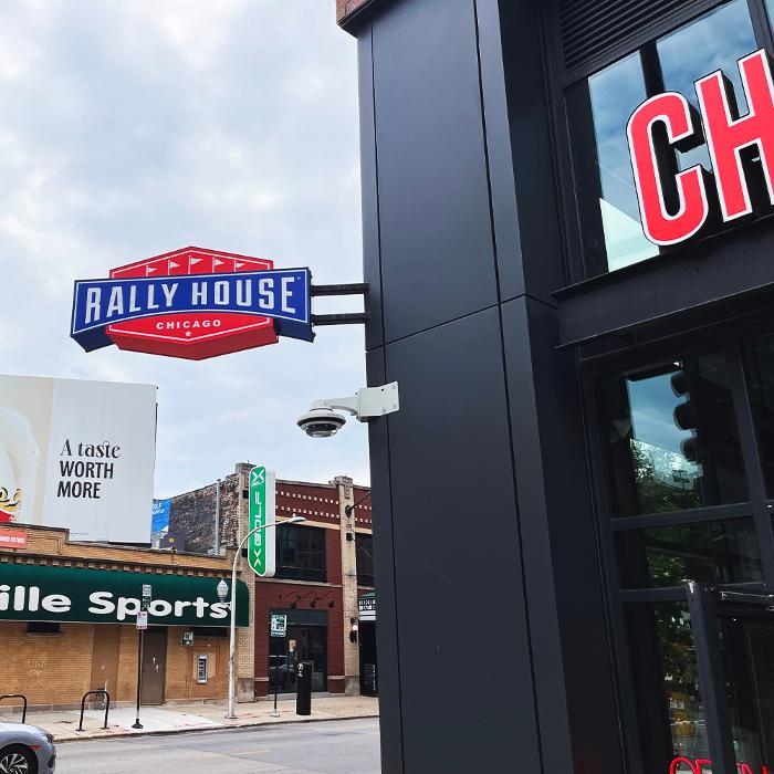 Rally House Wrigleyville EXTERIOR
