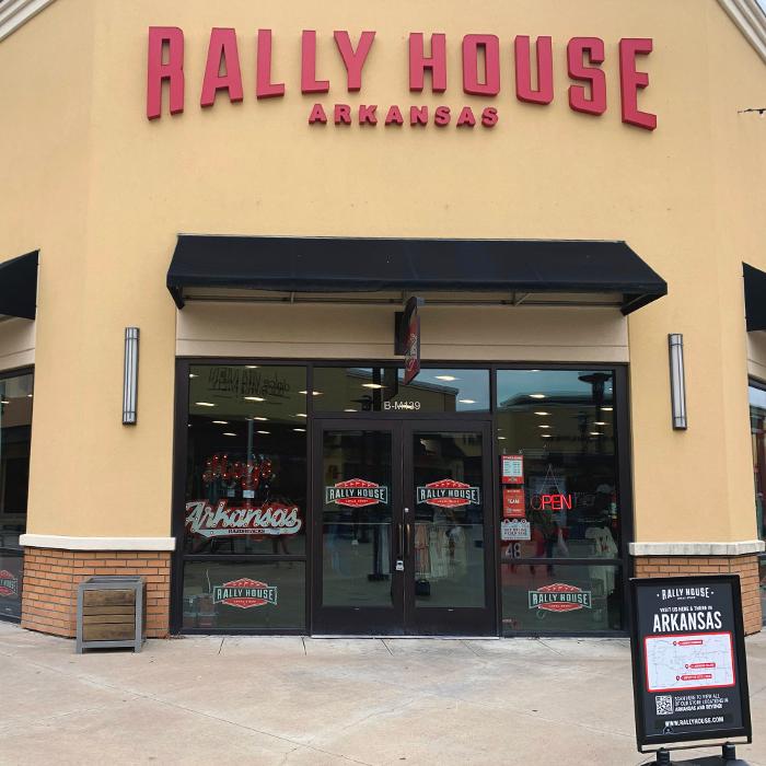 Rally House Outlets of Little Rock EXTERIOR