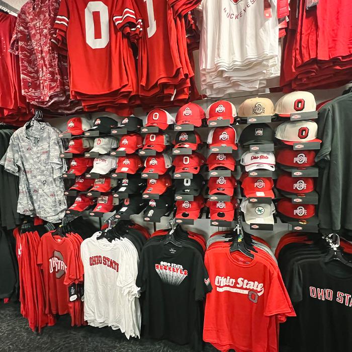 Rally House Grove City Premium Outlets INTERIOR
