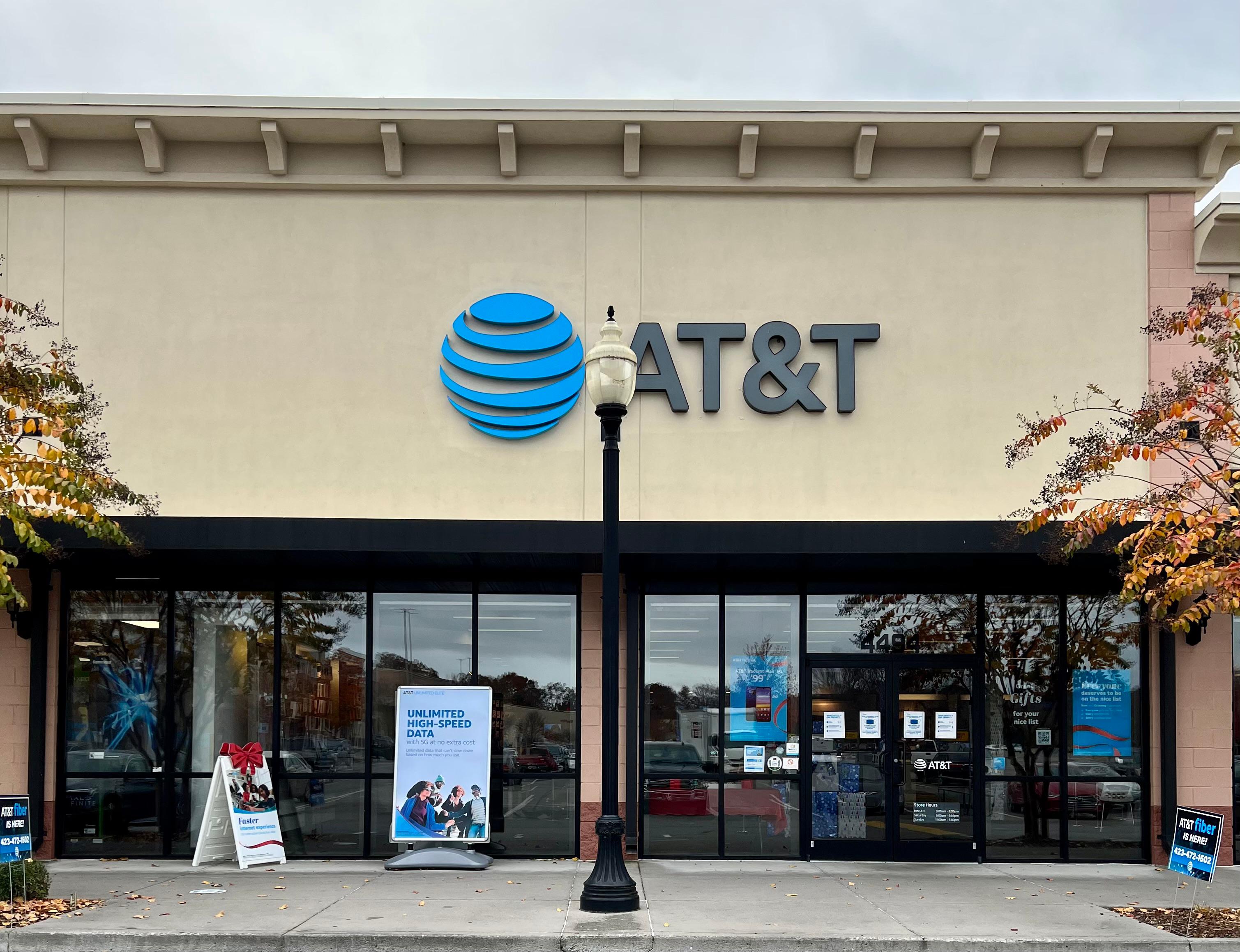 Cell Phone Store in Cleveland | iPhones, Samsung Phones, Prepaid Phones ...