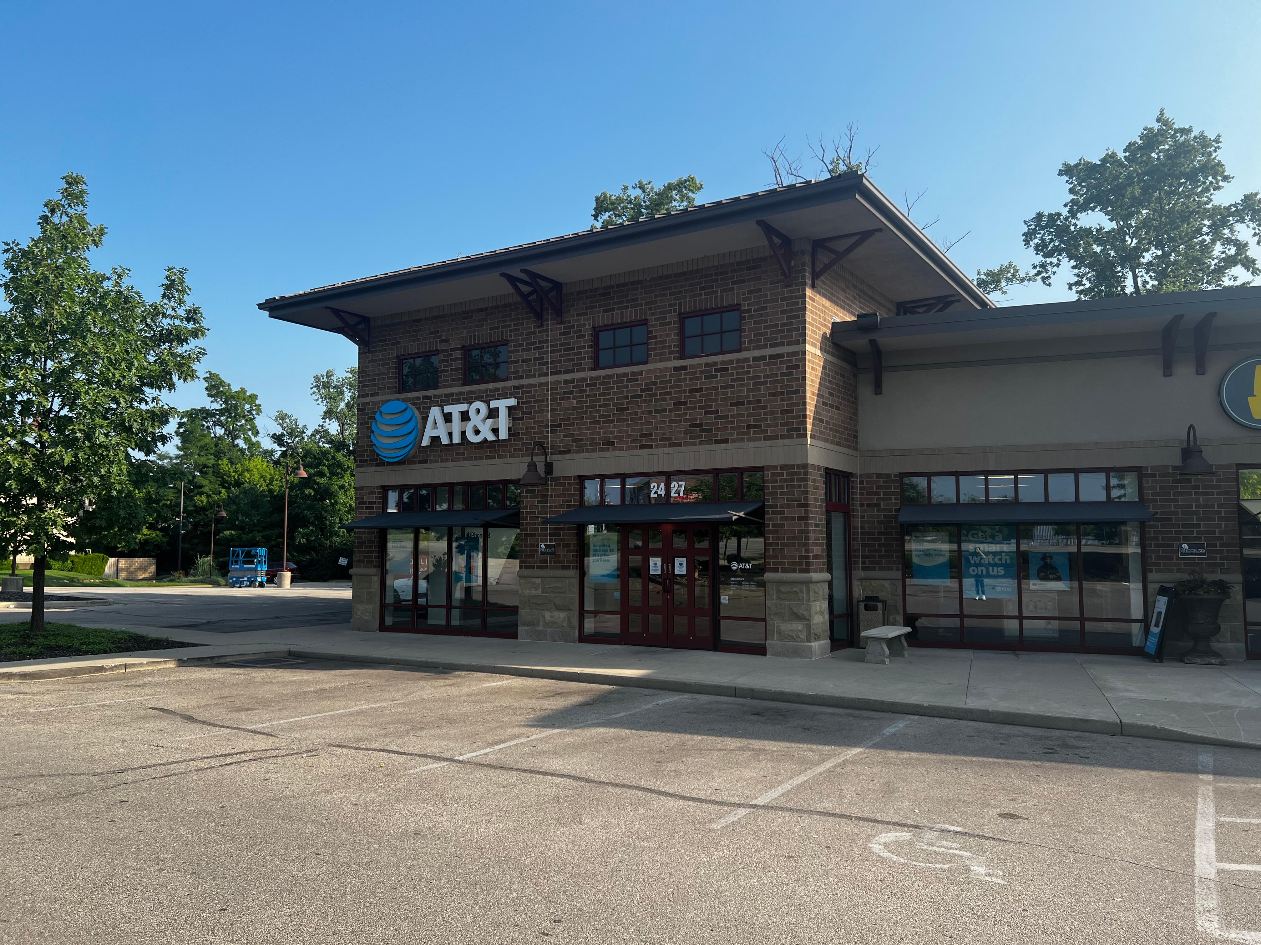 AT&T Dayton Cell Phones, Wireless Plans & Accessories 2427