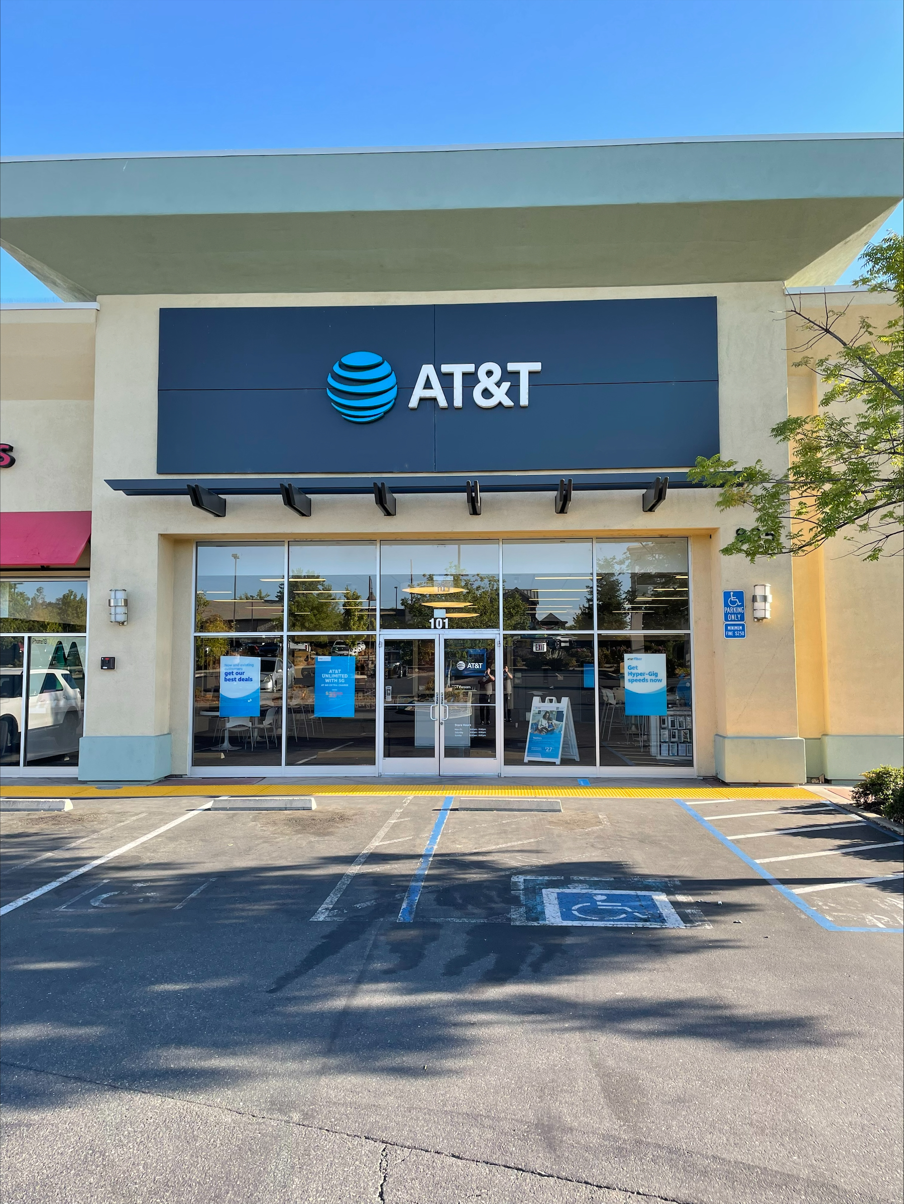 Cell Phone Store in Redding | iPhones, Samsung Phones, Prepaid Phones ...