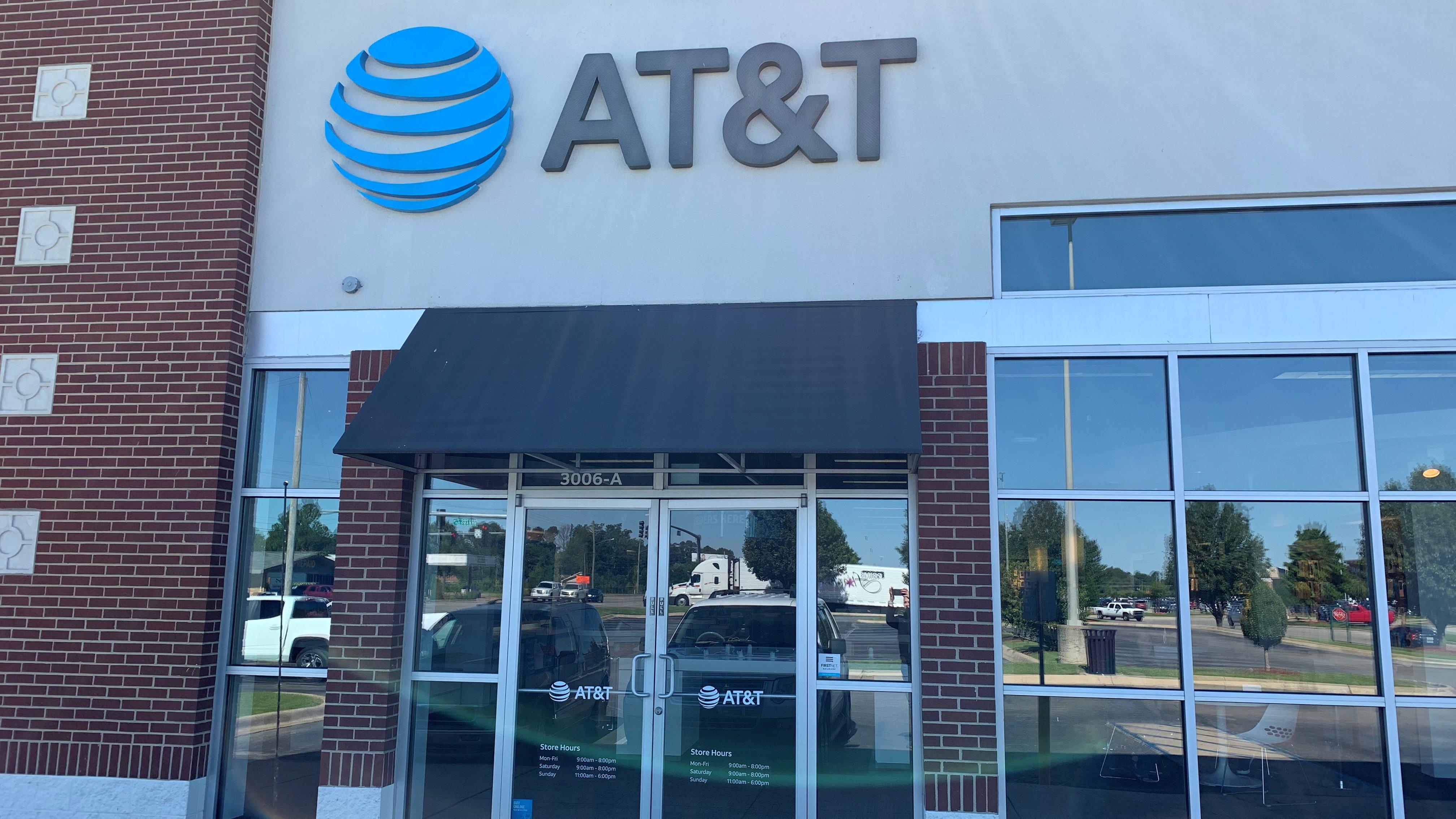 Cell Phones, Plans & Accessories in Jonesboro, AR AT&T Store Mall at