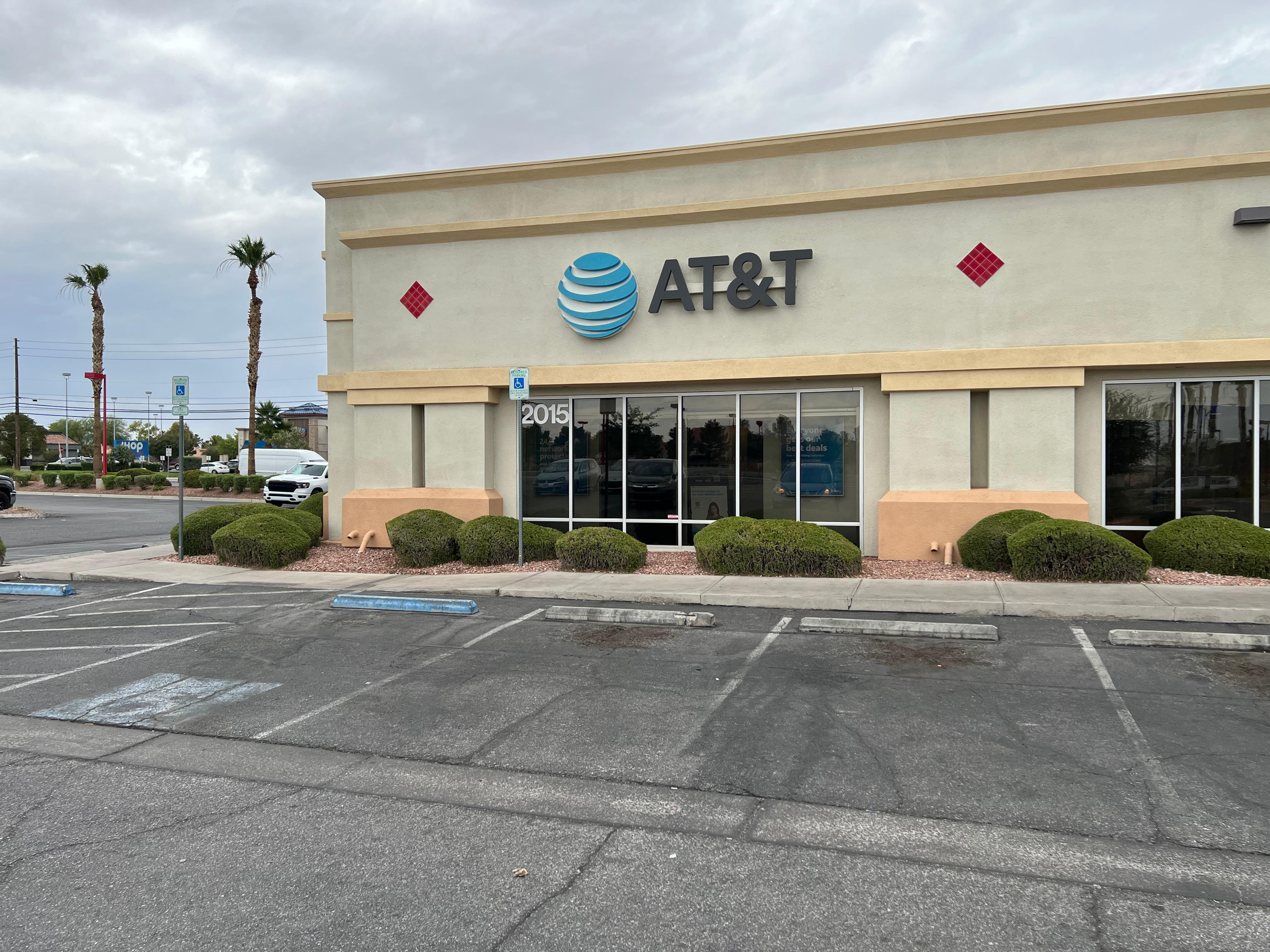 Cell Phone Store in North Las Vegas | iPhones, Samsung Phones, Prepaid ...