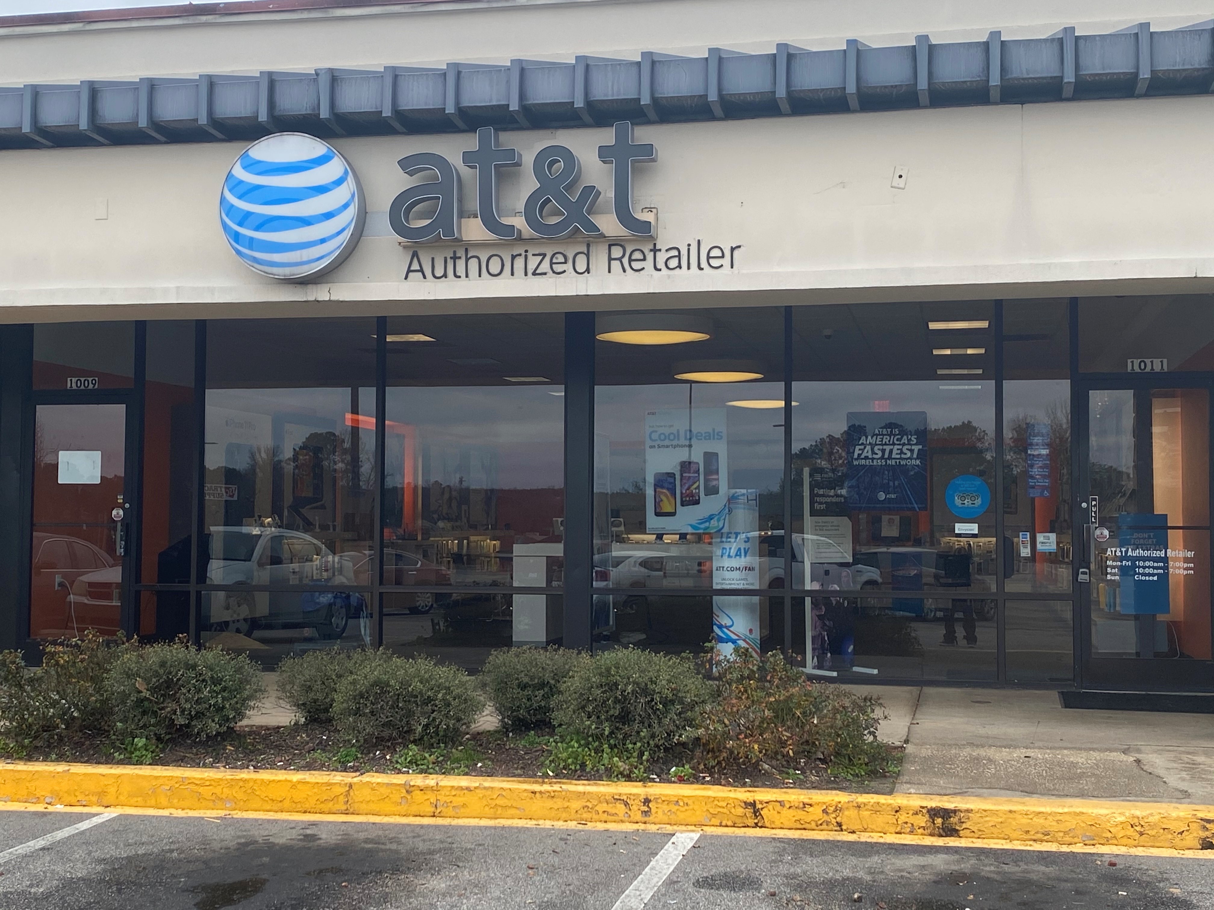 AT&T Wadesboro Cell Phones, Wireless Plans & Accessories 1009 E