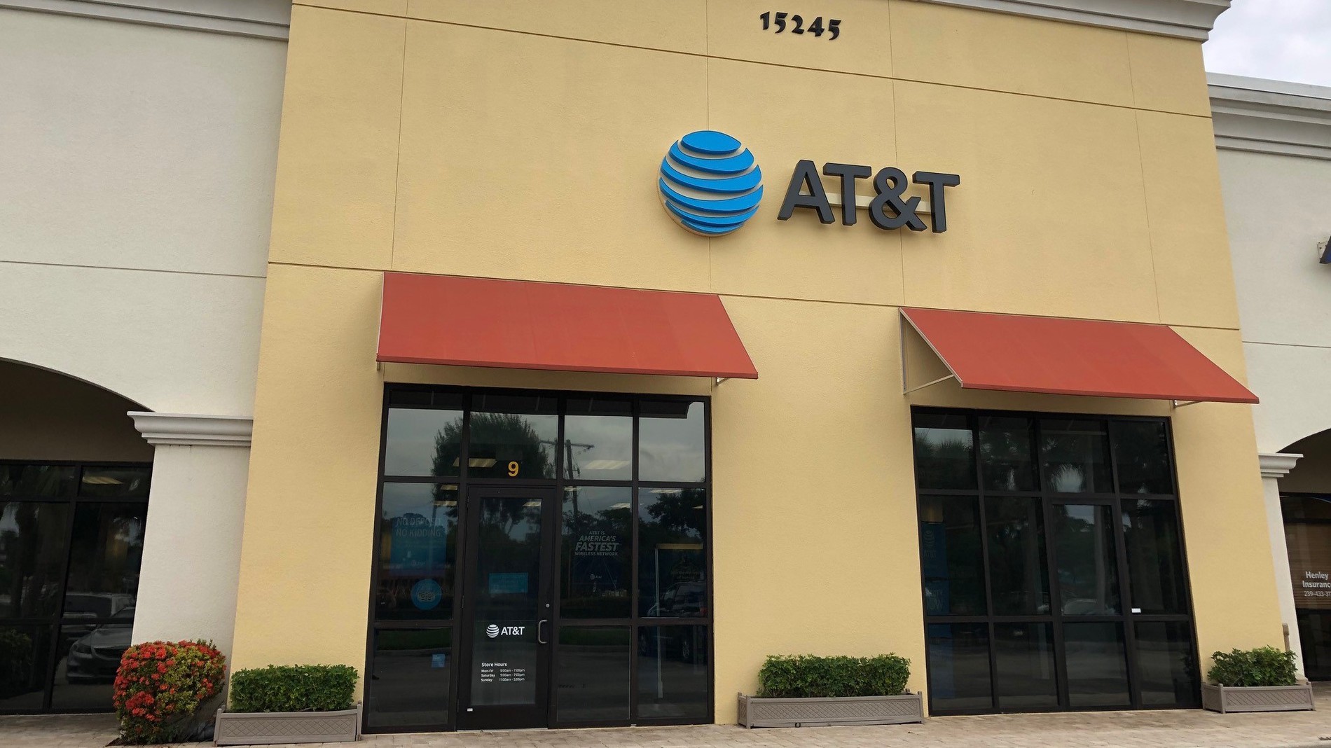 AT&T Fort Myers Cell Phones, Wireless Plans & Accessories 15245 S Tamiami Trl, Fort Myers