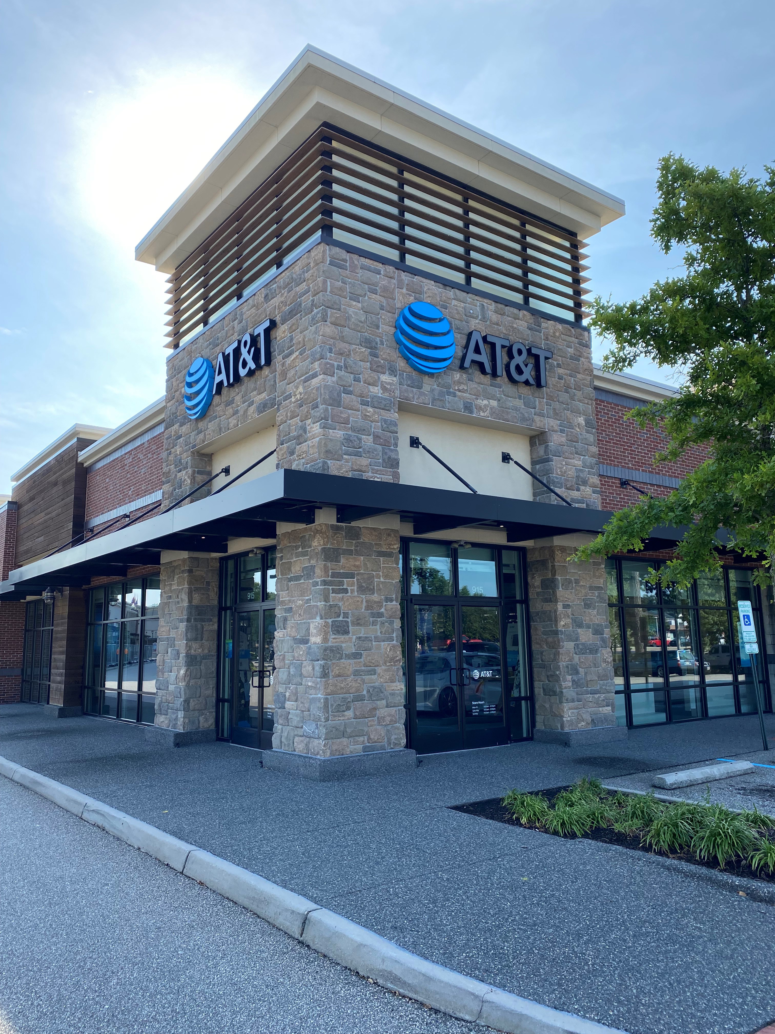 Cell Phone Store in Newport News | iPhones, Samsung Phones, Prepaid ...