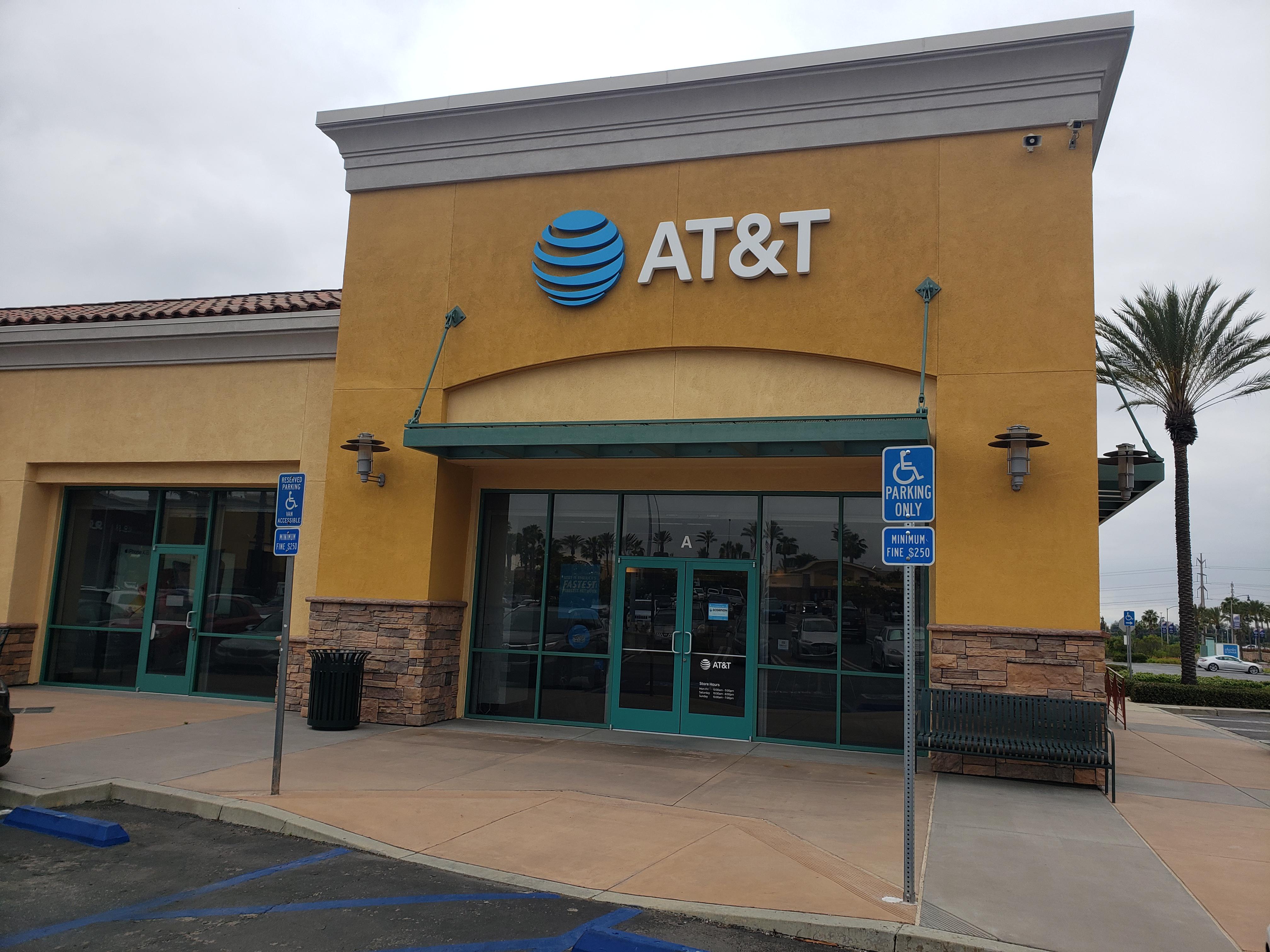 AT&T Upland | Teléfonos celulares, Planes de servicio móvil ...