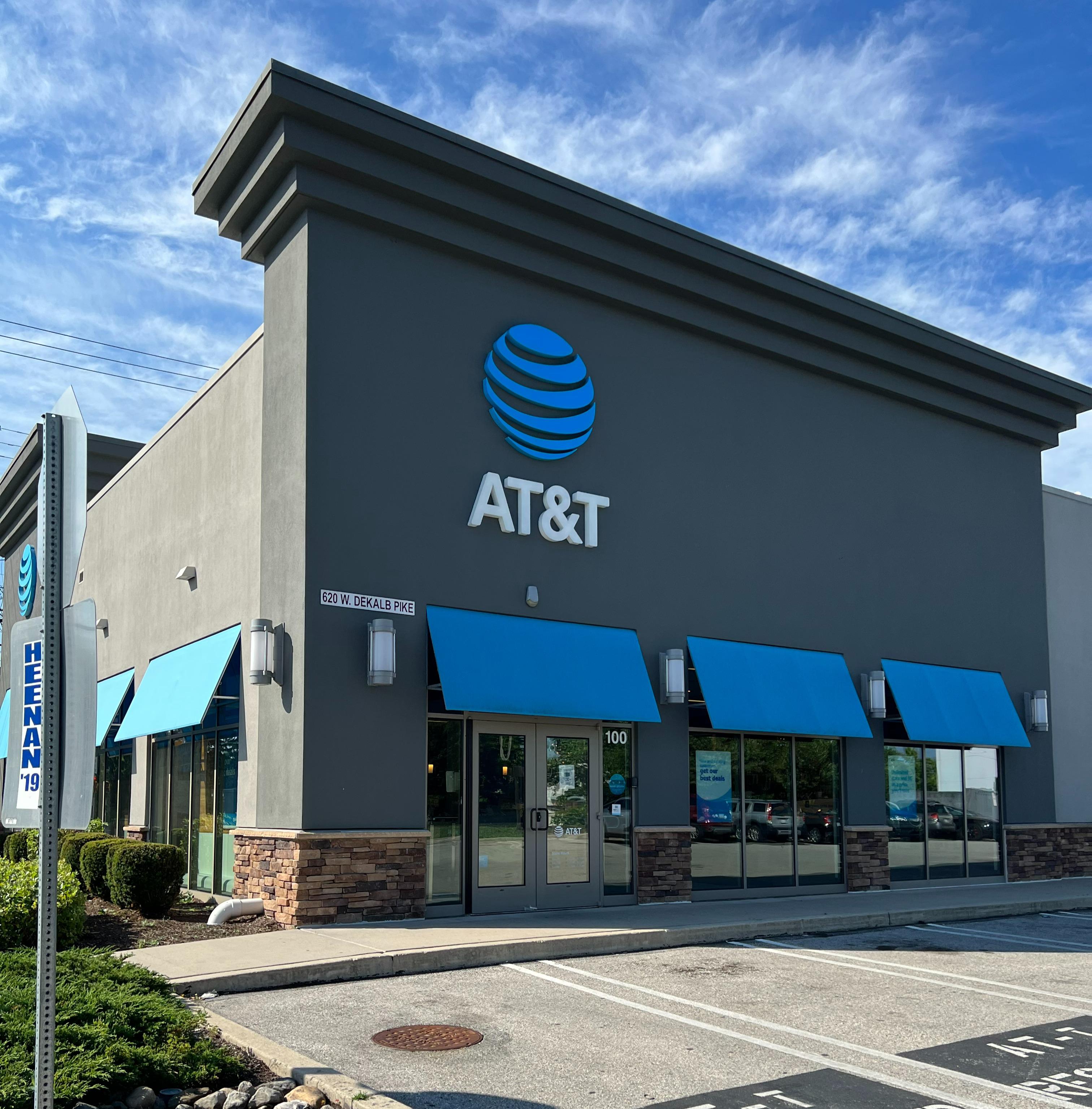 Cell Phone Store in King Of Prussia | iPhones, Samsung Phones, Prepaid ...