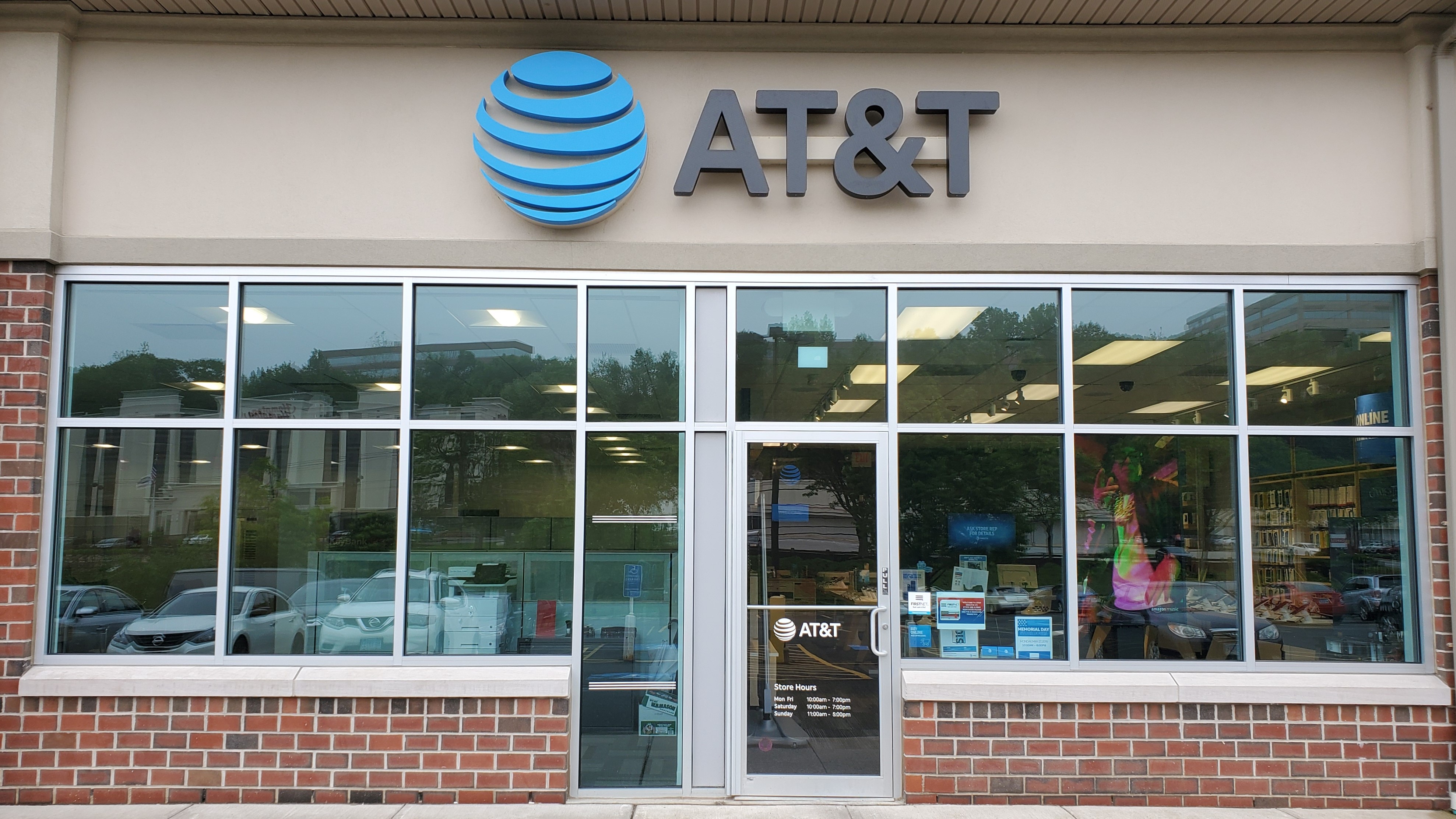 Cell Phone Store in Shelton | iPhones, Samsung Phones, Prepaid Phones ...