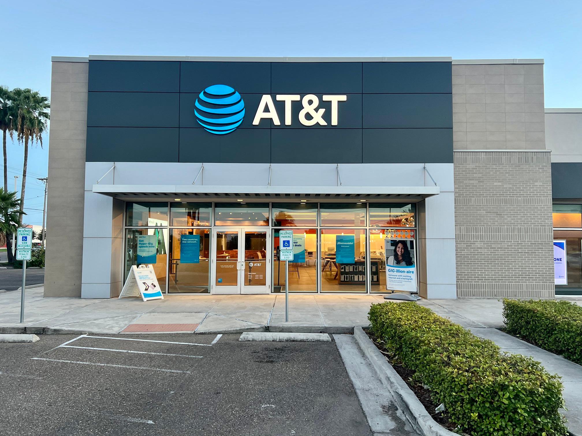 AT&T Mcallen Cell Phones, Wireless Plans & Accessories 7113 N. 10th